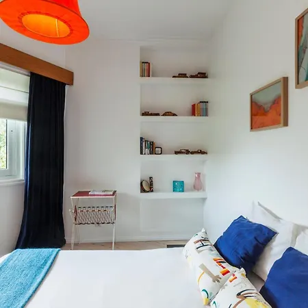 Spacious Bright Ap 2