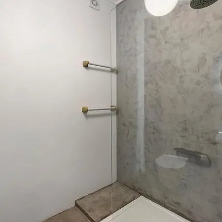 Apartment Spacious Bright Ap 2
