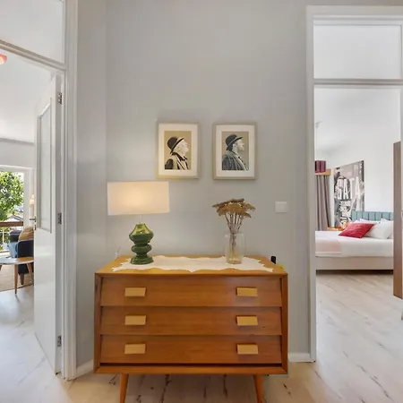 Apartment Spacious Bright Ap 2